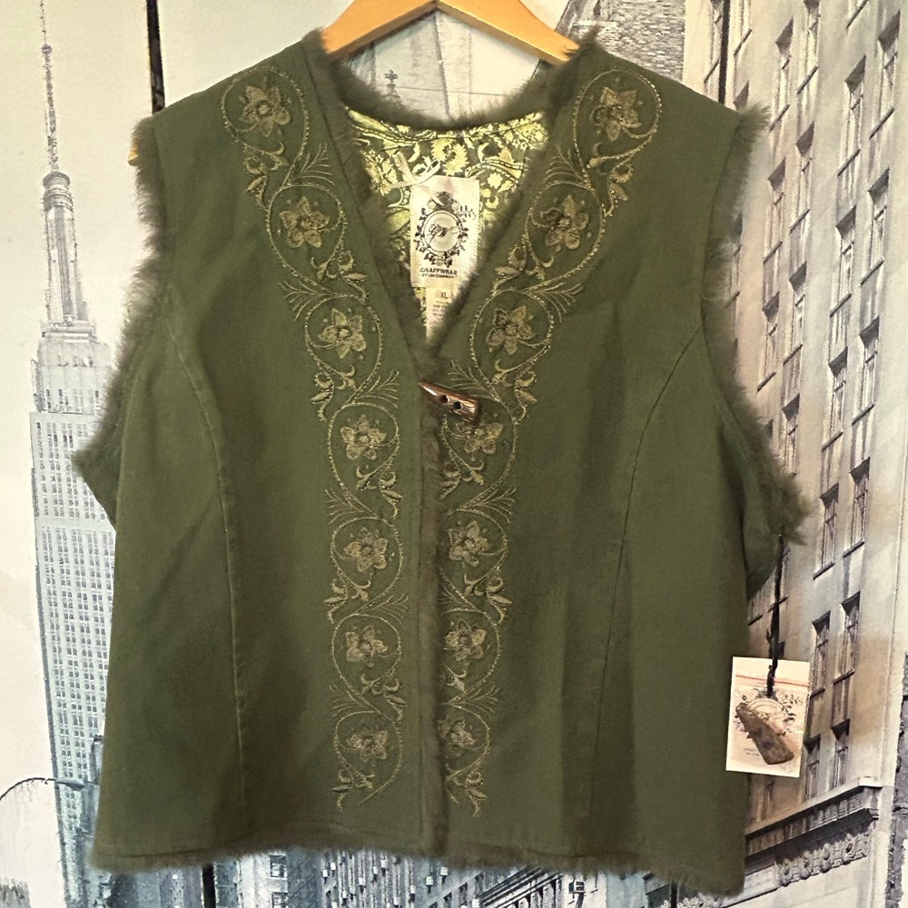 Graffwear by UM Company - Olive Green Embroidered Vest